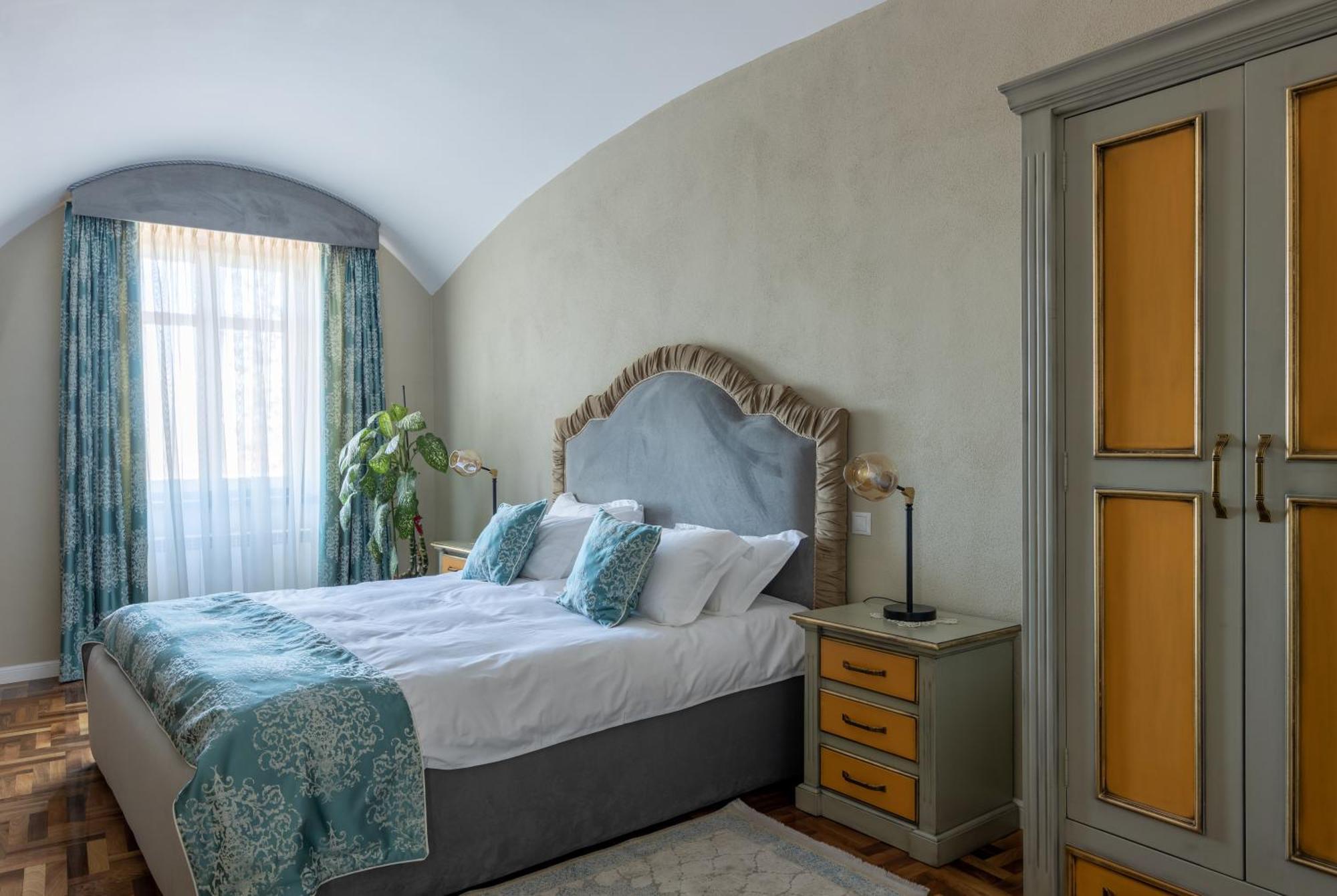 Magister Seven Bed & Breakfast Sibiu Exterior photo